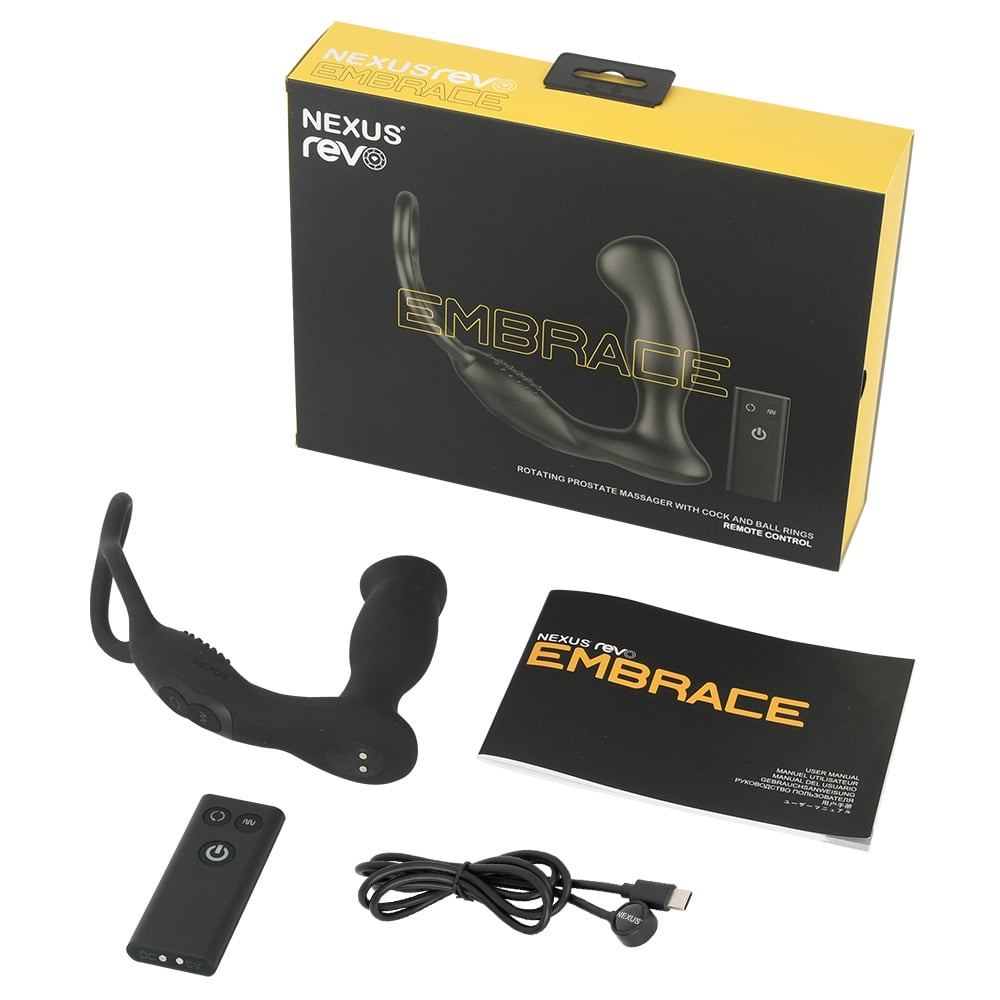 おもな内容物は本体、リモコン、充電ケーブル。多言語表記の取扱説明書は、ようやく日本語にも対応しました。