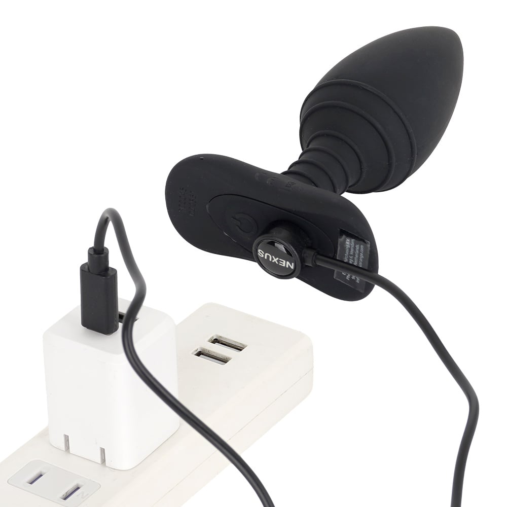 【ミディアム】【スモール】手軽で簡単なマグネット接続のUSB-C充電仕様です。